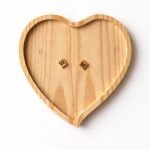 HEART SHAPE PLATTER IN PINEWOOD